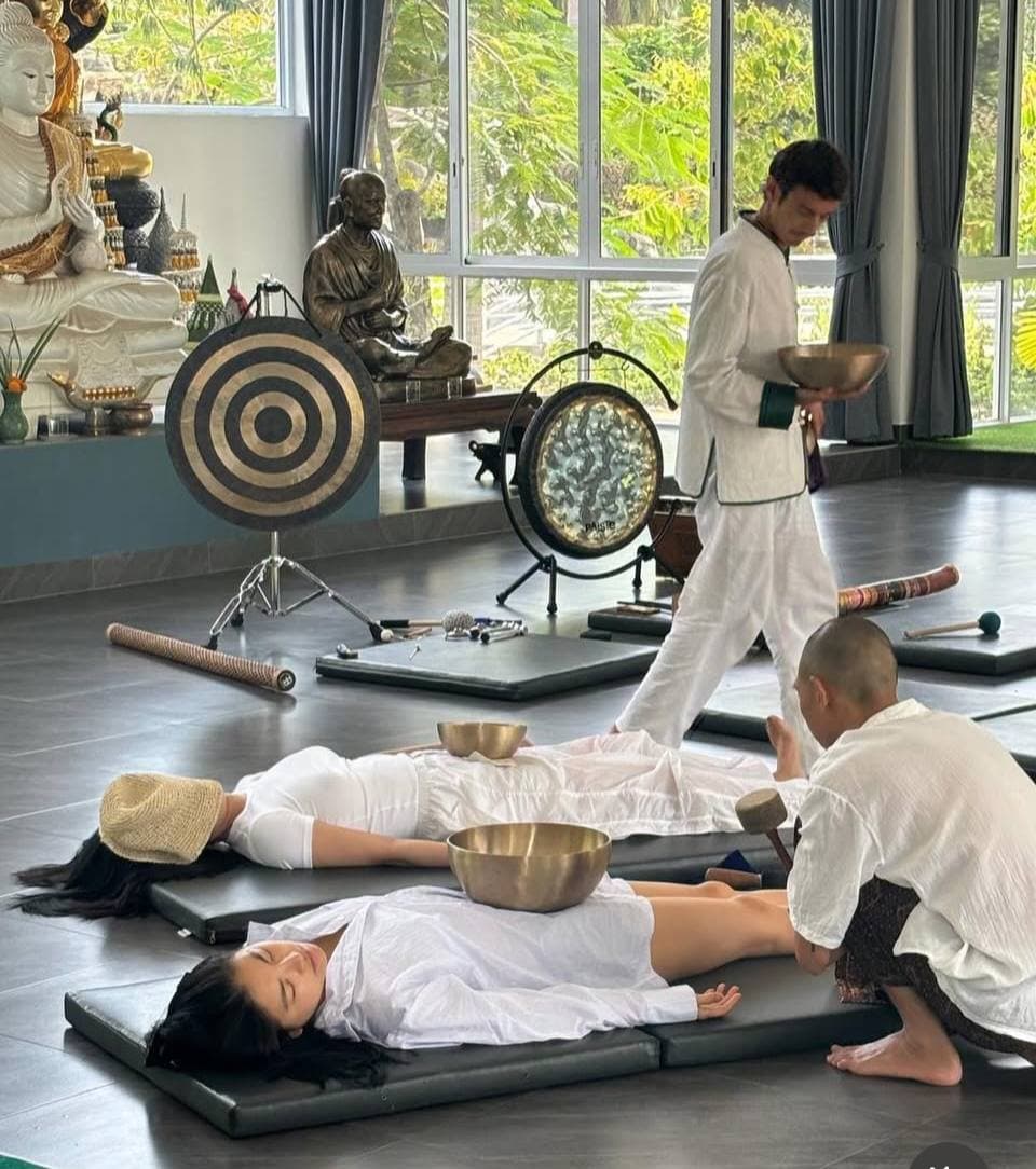 Sound bowl healing session